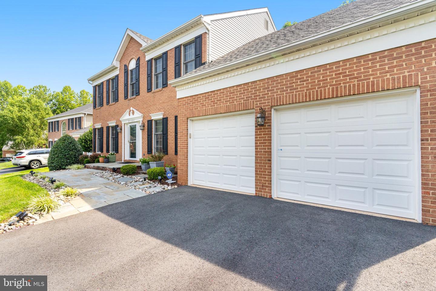 21320 TRASKWOOD CT, STERLING, Virginia 20165, 5 Bedrooms Bedrooms, ,3 BathroomsBathrooms,Residential,For sale,21320 TRASKWOOD CT,VALO2101150 MLS # VALO2101150