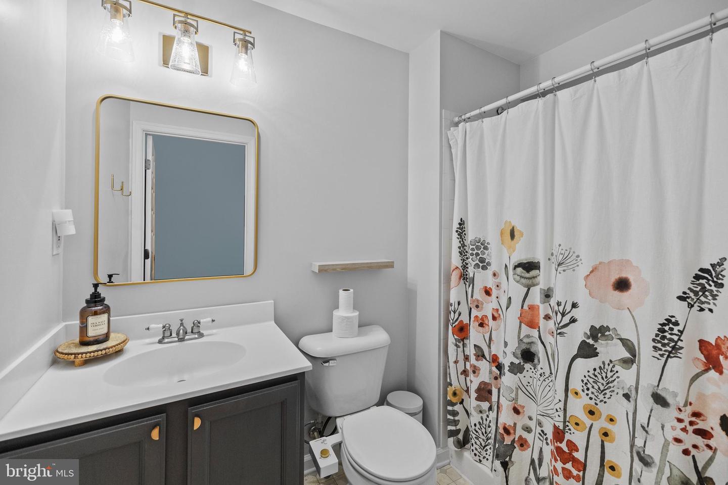 6388 ANDREW MATTHEW TER, SPRINGFIELD, Virginia 22150, 3 Bedrooms Bedrooms, ,2 BathroomsBathrooms,Residential,For sale,6388 ANDREW MATTHEW TER,VAFX2253316 MLS # VAFX2253316