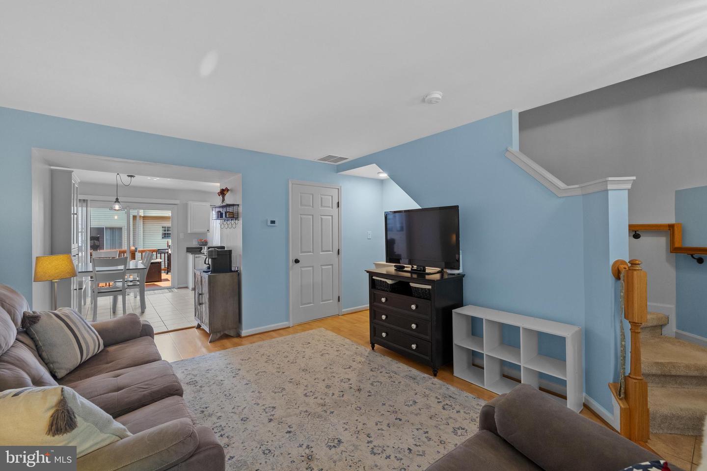 6388 ANDREW MATTHEW TER, SPRINGFIELD, Virginia 22150, 3 Bedrooms Bedrooms, ,2 BathroomsBathrooms,Residential,For sale,6388 ANDREW MATTHEW TER,VAFX2253316 MLS # VAFX2253316