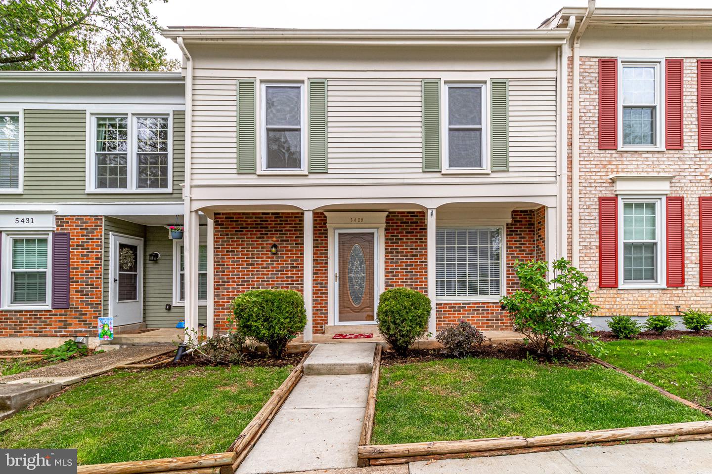 5429 CROWS NEST CT, FAIRFAX, Virginia 22032, 3 Bedrooms Bedrooms, ,2 BathroomsBathrooms,Residential,For sale,5429 CROWS NEST CT,VAFX2253340 MLS # VAFX2253340