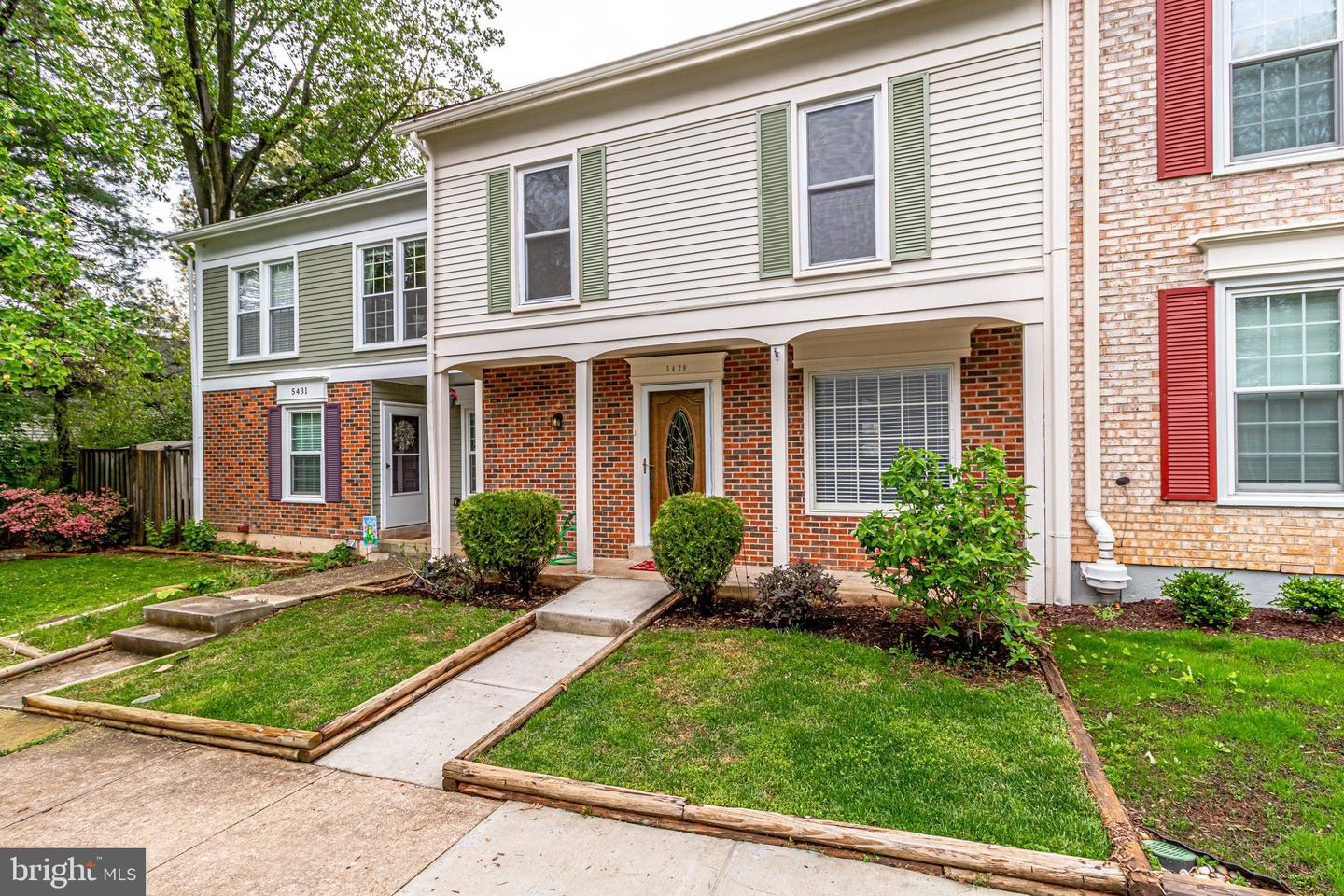 5429 CROWS NEST CT, FAIRFAX, Virginia 22032, 3 Bedrooms Bedrooms, ,2 BathroomsBathrooms,Residential,For sale,5429 CROWS NEST CT,VAFX2253340 MLS # VAFX2253340