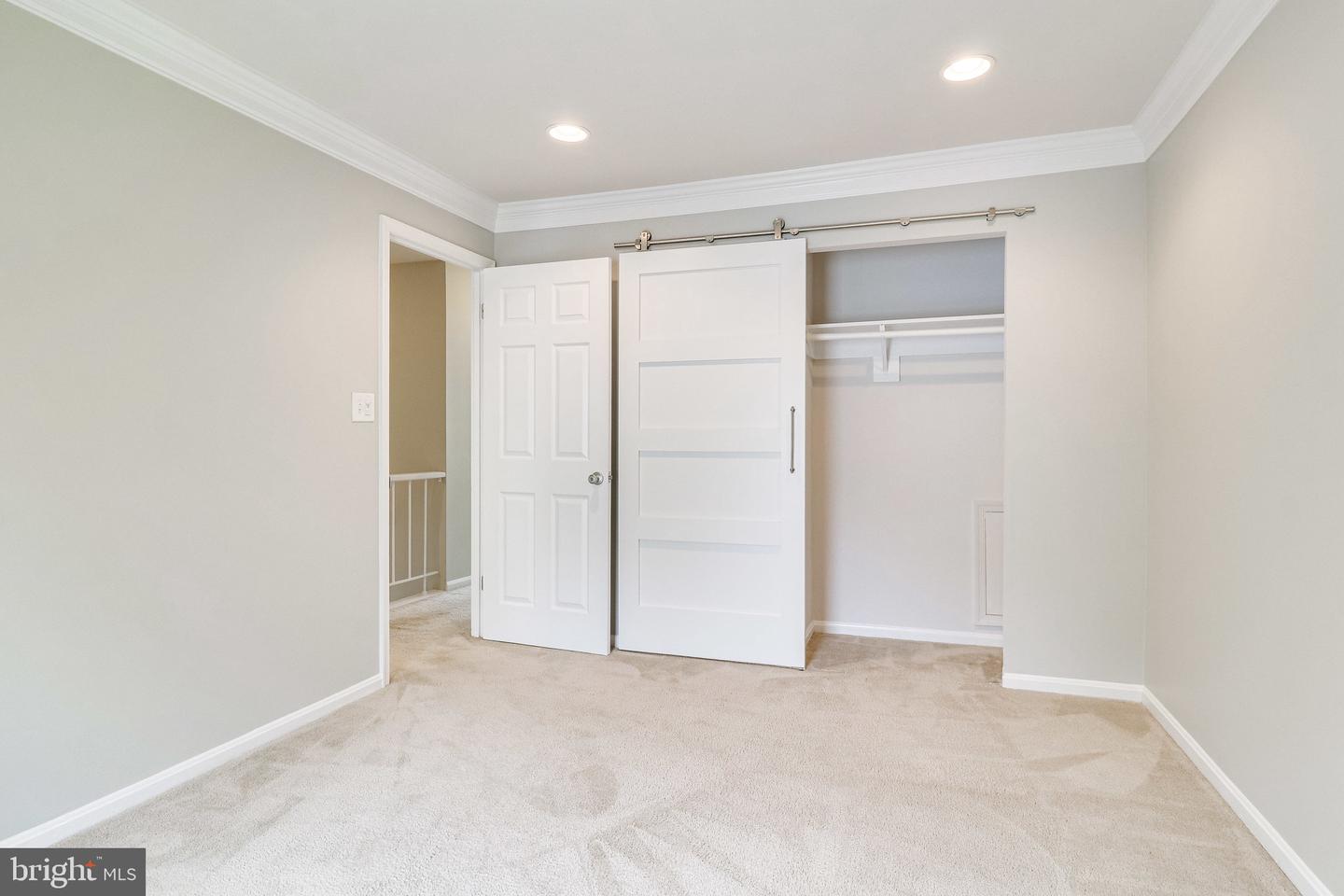 5429 CROWS NEST CT, FAIRFAX, Virginia 22032, 3 Bedrooms Bedrooms, ,2 BathroomsBathrooms,Residential,For sale,5429 CROWS NEST CT,VAFX2253340 MLS # VAFX2253340