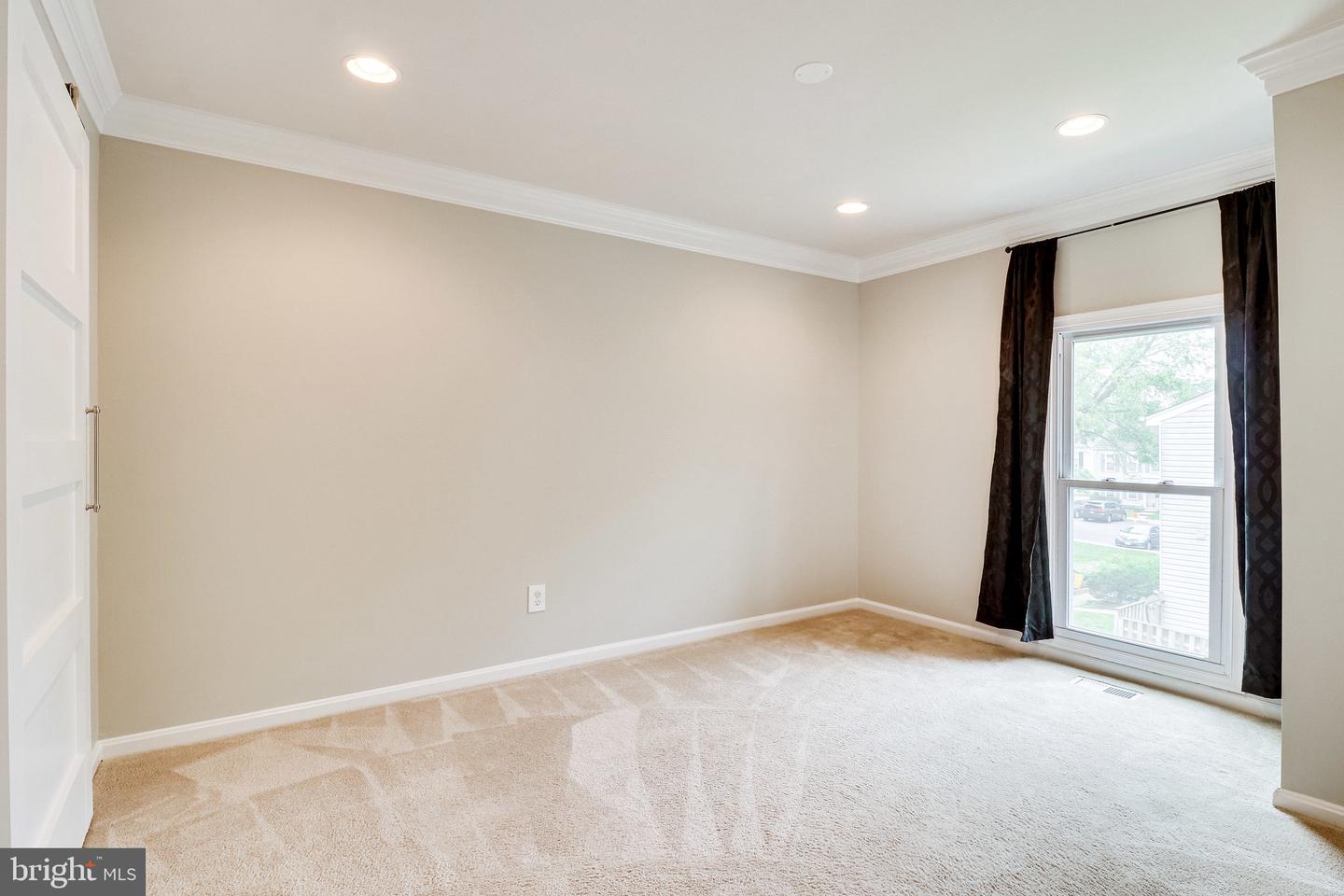 5429 CROWS NEST CT, FAIRFAX, Virginia 22032, 3 Bedrooms Bedrooms, ,2 BathroomsBathrooms,Residential,For sale,5429 CROWS NEST CT,VAFX2253340 MLS # VAFX2253340