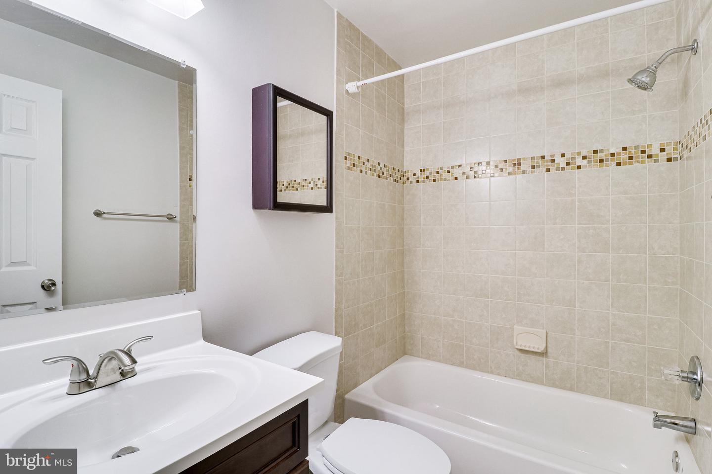 5429 CROWS NEST CT, FAIRFAX, Virginia 22032, 3 Bedrooms Bedrooms, ,2 BathroomsBathrooms,Residential,For sale,5429 CROWS NEST CT,VAFX2253340 MLS # VAFX2253340