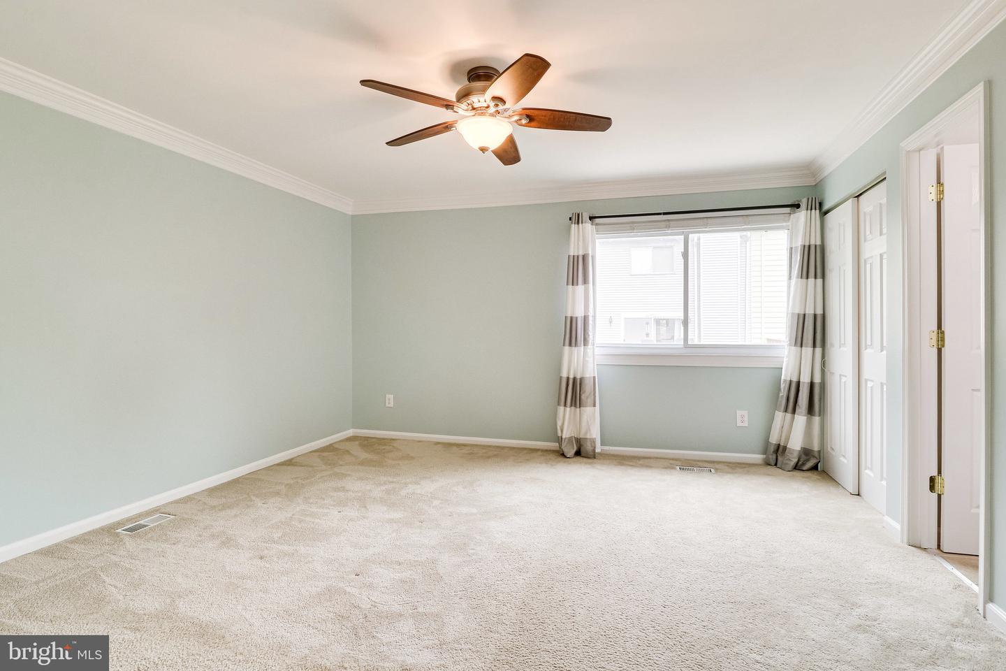 5429 CROWS NEST CT, FAIRFAX, Virginia 22032, 3 Bedrooms Bedrooms, ,2 BathroomsBathrooms,Residential,For sale,5429 CROWS NEST CT,VAFX2253340 MLS # VAFX2253340