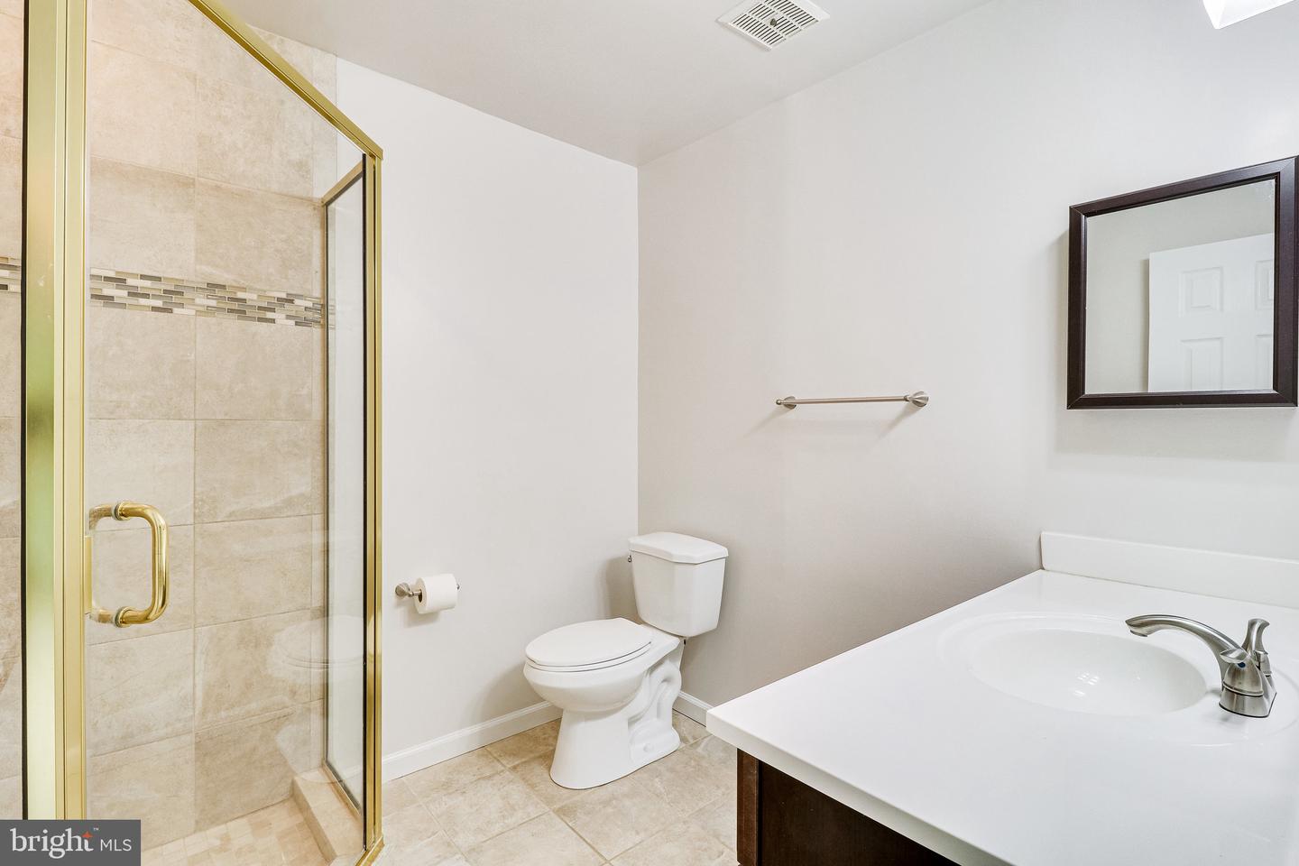 5429 CROWS NEST CT, FAIRFAX, Virginia 22032, 3 Bedrooms Bedrooms, ,2 BathroomsBathrooms,Residential,For sale,5429 CROWS NEST CT,VAFX2253340 MLS # VAFX2253340