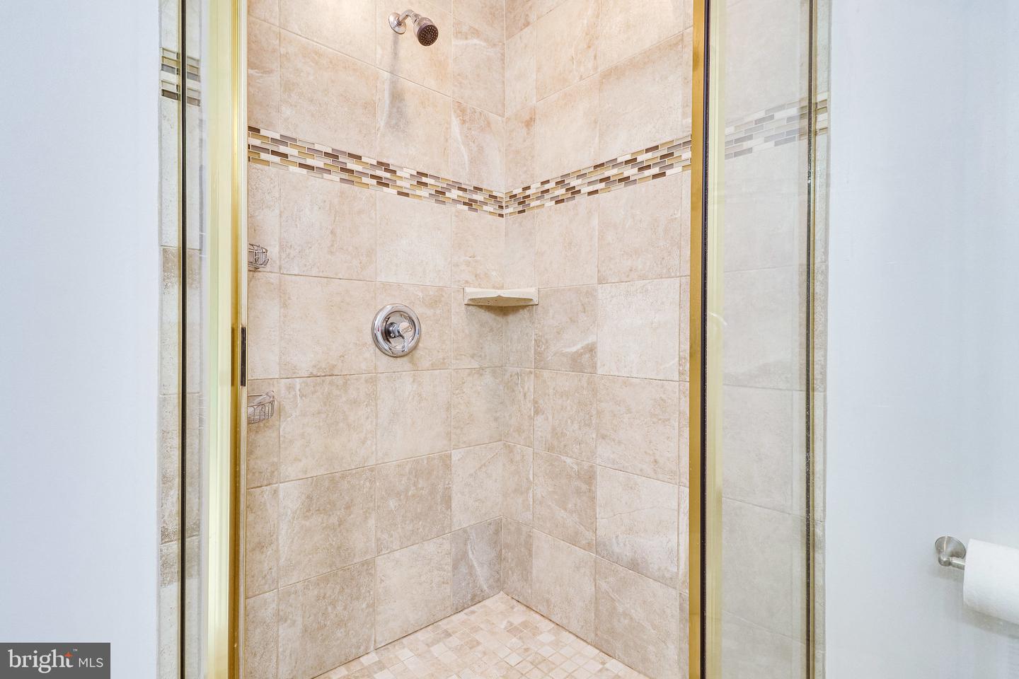 5429 CROWS NEST CT, FAIRFAX, Virginia 22032, 3 Bedrooms Bedrooms, ,2 BathroomsBathrooms,Residential,For sale,5429 CROWS NEST CT,VAFX2253340 MLS # VAFX2253340
