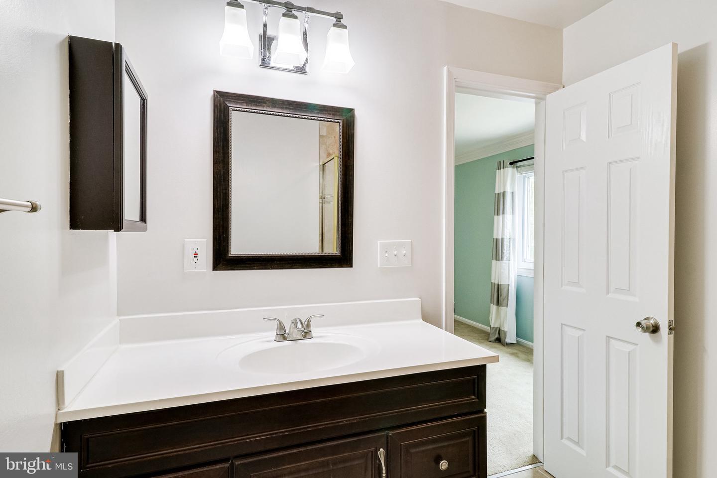 5429 CROWS NEST CT, FAIRFAX, Virginia 22032, 3 Bedrooms Bedrooms, ,2 BathroomsBathrooms,Residential,For sale,5429 CROWS NEST CT,VAFX2253340 MLS # VAFX2253340