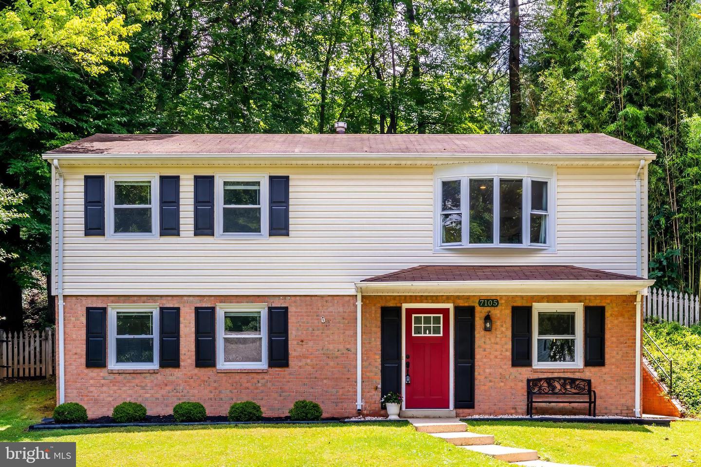 7105 GALGATE DR, SPRINGFIELD, Virginia 22152, 4 Bedrooms Bedrooms, ,2 BathroomsBathrooms,Residential,For sale,7105 GALGATE DR,VAFX2253414 MLS # VAFX2253414