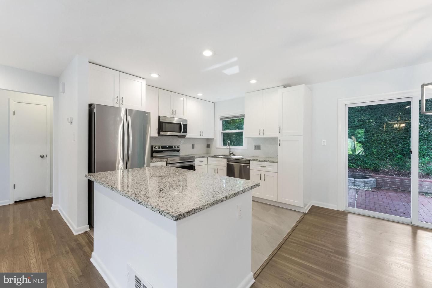 7105 GALGATE DR, SPRINGFIELD, Virginia 22152, 4 Bedrooms Bedrooms, ,2 BathroomsBathrooms,Residential,For sale,7105 GALGATE DR,VAFX2253414 MLS # VAFX2253414
