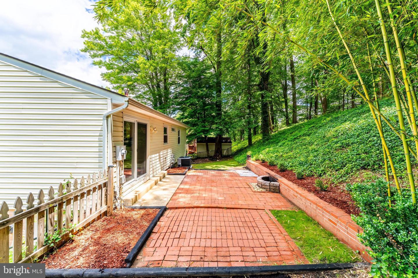 7105 GALGATE DR, SPRINGFIELD, Virginia 22152, 4 Bedrooms Bedrooms, ,2 BathroomsBathrooms,Residential,For sale,7105 GALGATE DR,VAFX2253414 MLS # VAFX2253414