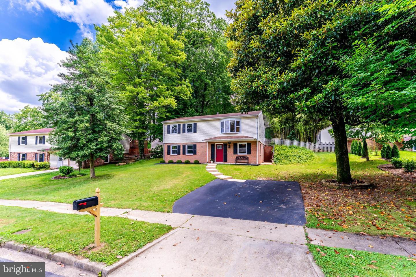 7105 GALGATE DR, SPRINGFIELD, Virginia 22152, 4 Bedrooms Bedrooms, ,2 BathroomsBathrooms,Residential,For sale,7105 GALGATE DR,VAFX2253414 MLS # VAFX2253414