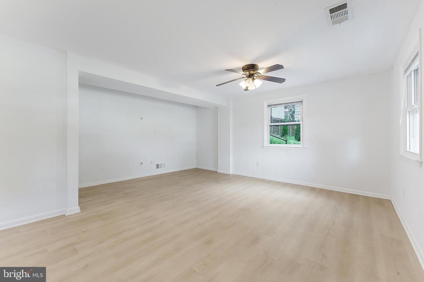 7105 GALGATE DR, SPRINGFIELD, Virginia 22152, 4 Bedrooms Bedrooms, ,2 BathroomsBathrooms,Residential,For sale,7105 GALGATE DR,VAFX2253414 MLS # VAFX2253414