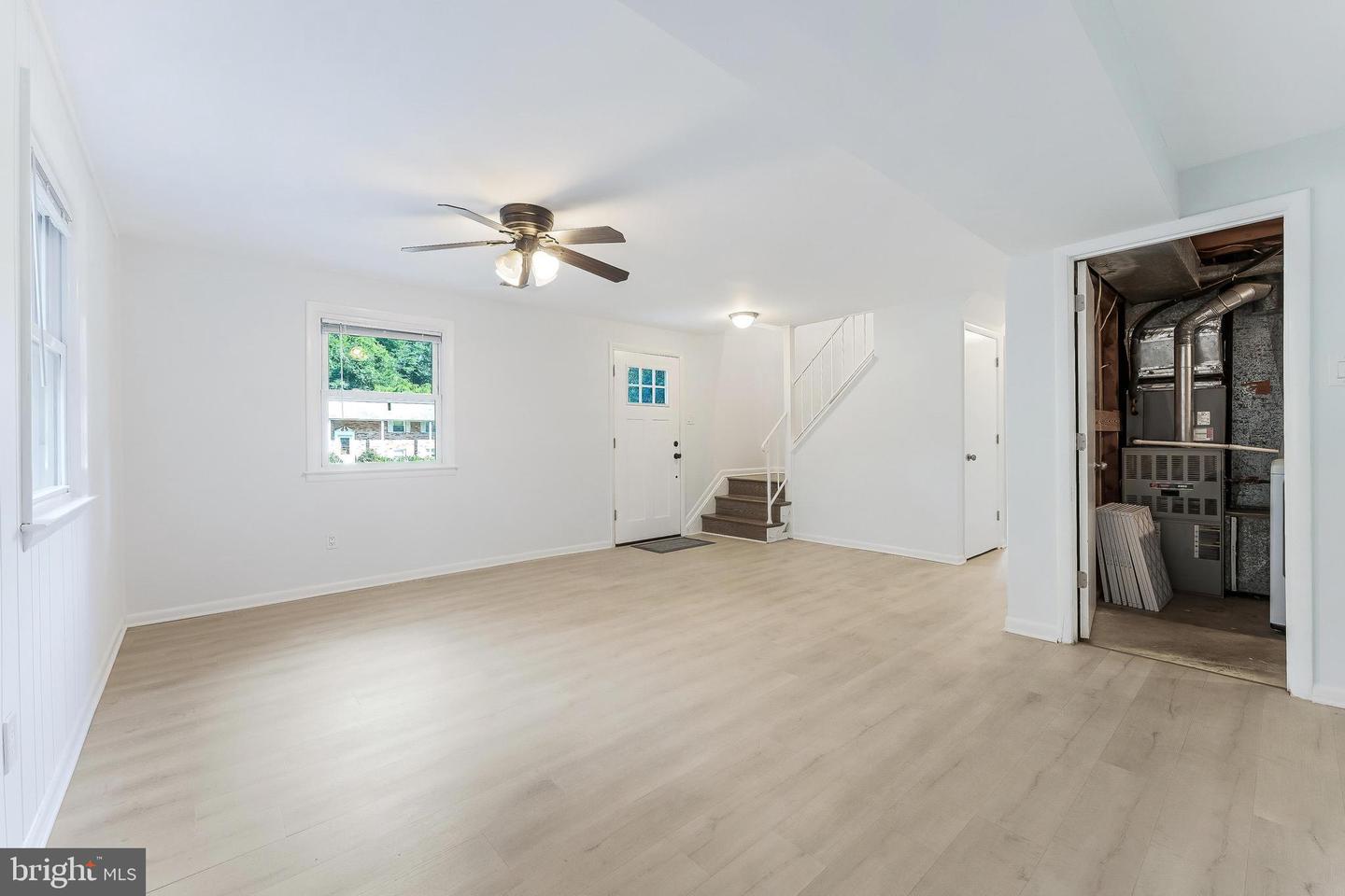 7105 GALGATE DR, SPRINGFIELD, Virginia 22152, 4 Bedrooms Bedrooms, ,2 BathroomsBathrooms,Residential,For sale,7105 GALGATE DR,VAFX2253414 MLS # VAFX2253414