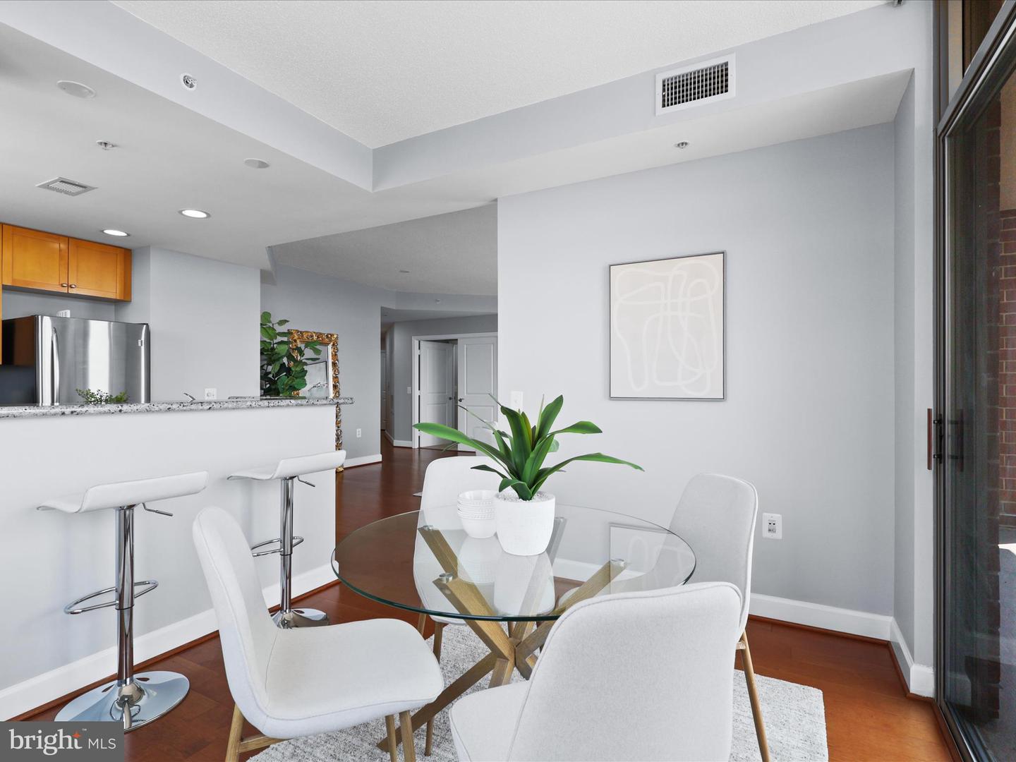 3650 S GLEBE RD #851, ARLINGTON, Virginia 22202, 2 Bedrooms Bedrooms, ,2 BathroomsBathrooms,Residential,For sale,3650 S GLEBE RD #851,VAAR2060206 MLS # VAAR2060206