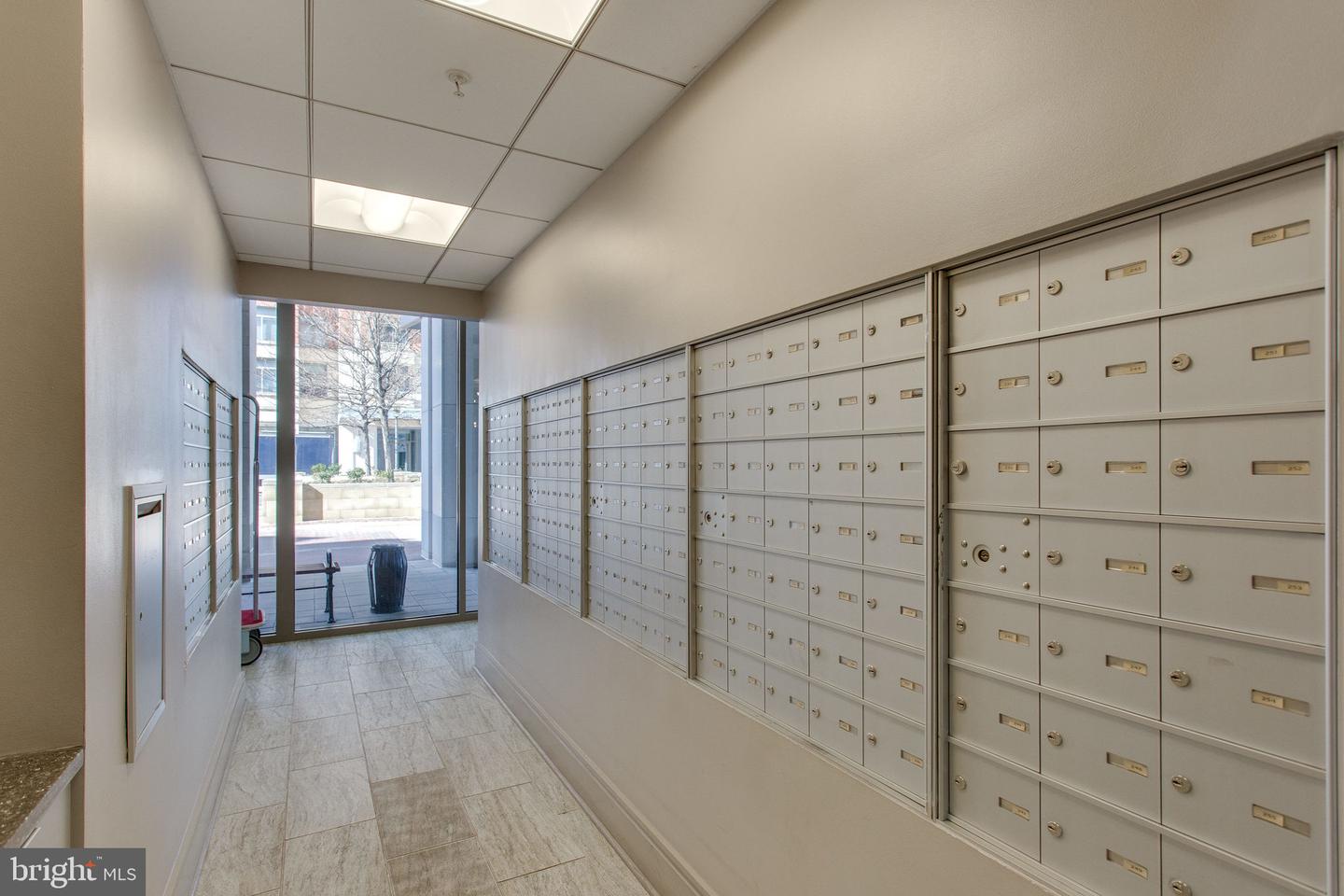 3650 S GLEBE RD #851, ARLINGTON, Virginia 22202, 2 Bedrooms Bedrooms, ,2 BathroomsBathrooms,Residential,For sale,3650 S GLEBE RD #851,VAAR2060206 MLS # VAAR2060206