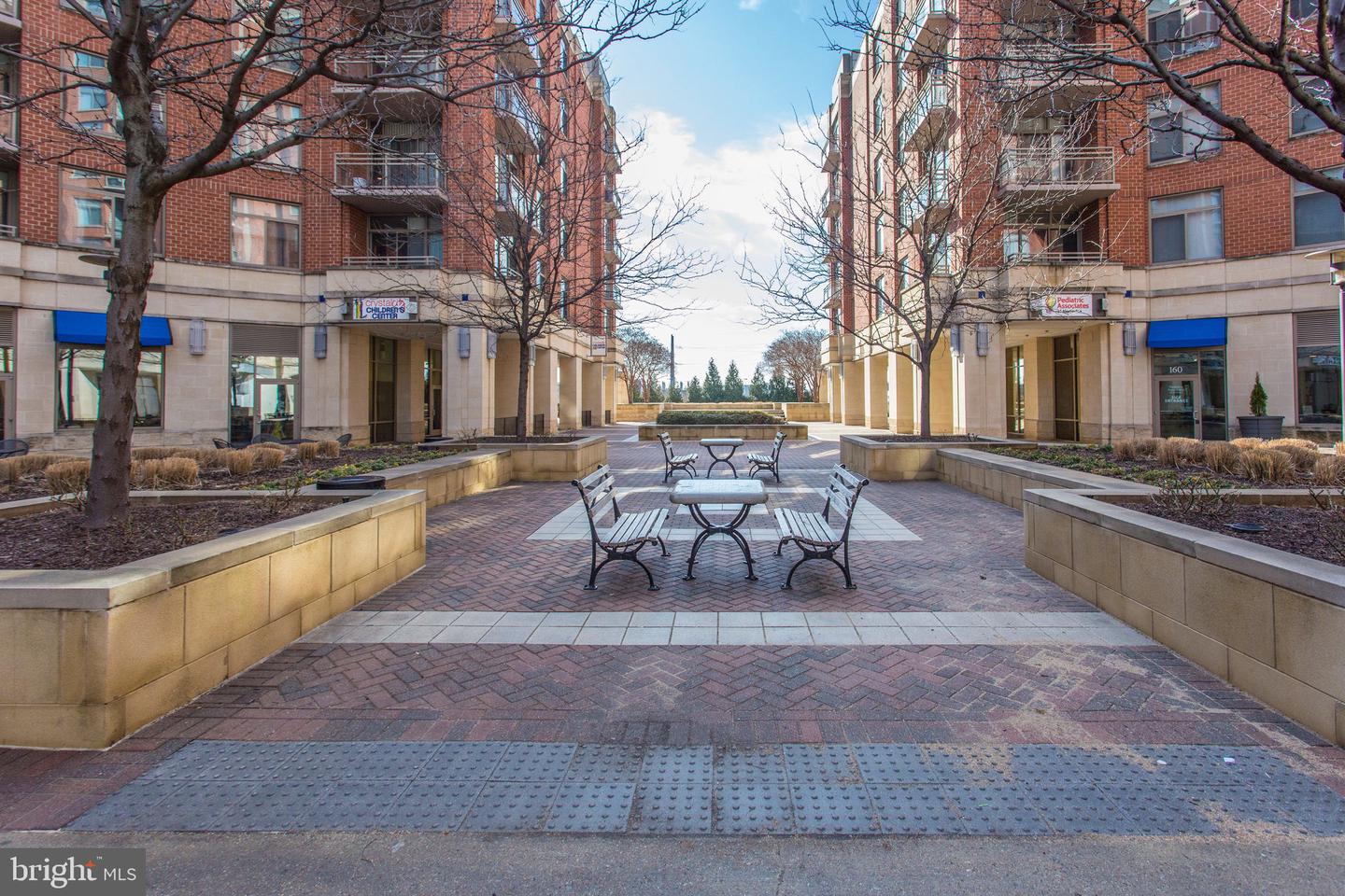 3650 S GLEBE RD #851, ARLINGTON, Virginia 22202, 2 Bedrooms Bedrooms, ,2 BathroomsBathrooms,Residential,For sale,3650 S GLEBE RD #851,VAAR2060206 MLS # VAAR2060206