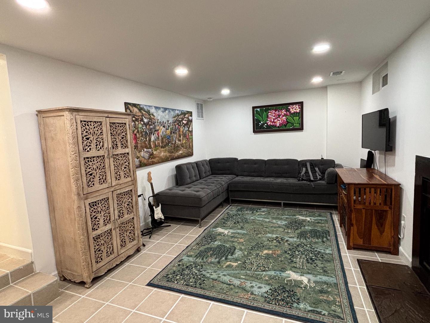 3027 WHITE BIRCH CT, FAIRFAX, Virginia 22031, 4 Bedrooms Bedrooms, ,3 BathroomsBathrooms,Residential,For sale,3027 WHITE BIRCH CT,VAFX2253430 MLS # VAFX2253430