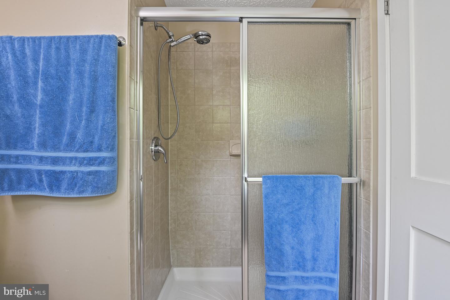 6503 FIELD MASTER DR, SPRINGFIELD, Virginia 22152, 3 Bedrooms Bedrooms, ,2 BathroomsBathrooms,Residential,For sale,6503 FIELD MASTER DR,VAFX2253434 MLS # VAFX2253434