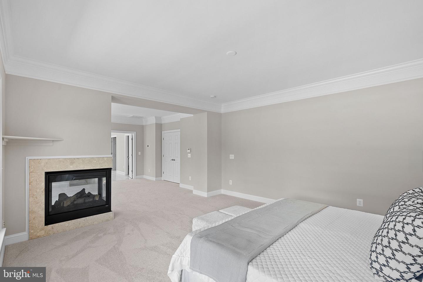 35396 GLENCOE CT, ROUND HILL, Virginia 20141, 5 Bedrooms Bedrooms, ,6 BathroomsBathrooms,Residential,For sale,35396 GLENCOE CT,VALO2101240 MLS # VALO2101240