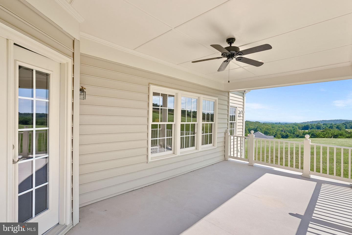 35396 GLENCOE CT, ROUND HILL, Virginia 20141, 5 Bedrooms Bedrooms, ,6 BathroomsBathrooms,Residential,For sale,35396 GLENCOE CT,VALO2101240 MLS # VALO2101240