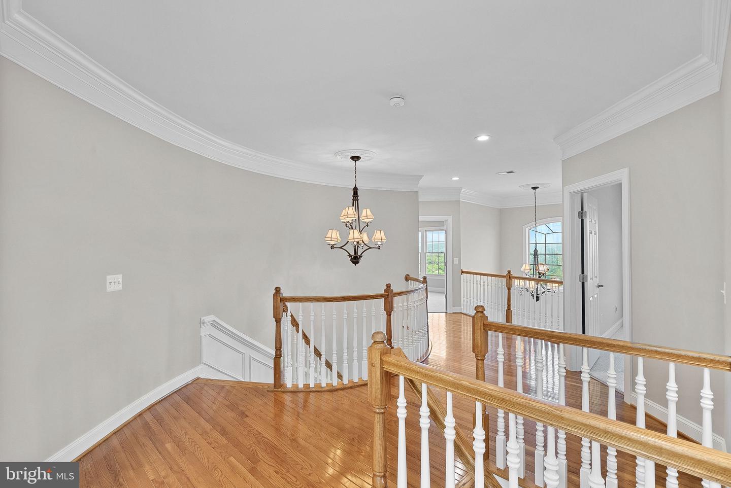 35396 GLENCOE CT, ROUND HILL, Virginia 20141, 5 Bedrooms Bedrooms, ,6 BathroomsBathrooms,Residential,For sale,35396 GLENCOE CT,VALO2101240 MLS # VALO2101240