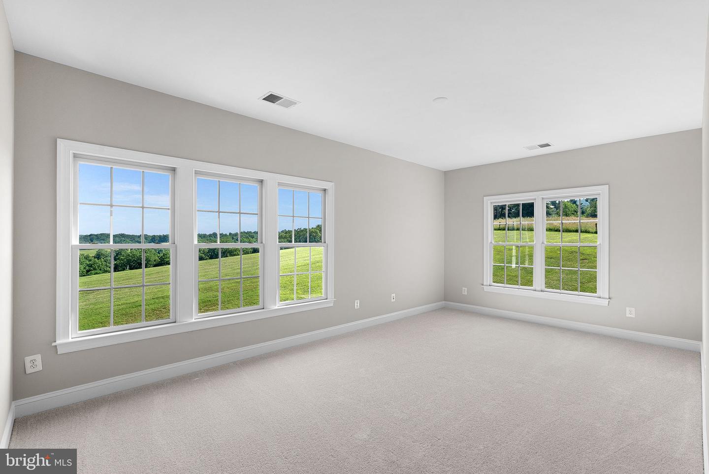 35396 GLENCOE CT, ROUND HILL, Virginia 20141, 5 Bedrooms Bedrooms, ,6 BathroomsBathrooms,Residential,For sale,35396 GLENCOE CT,VALO2101240 MLS # VALO2101240