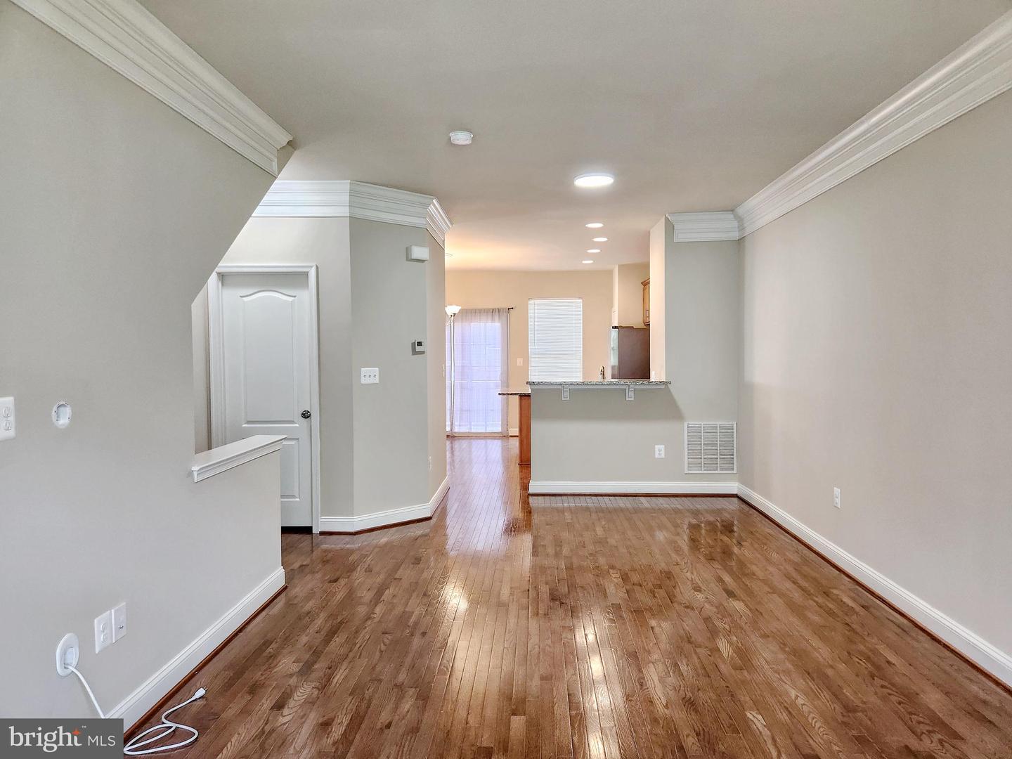 4412 POTOMAC HIGHLANDS CIR, TRIANGLE, Virginia 22172, 3 Bedrooms Bedrooms, ,3 BathroomsBathrooms,Residential,For sale,4412 POTOMAC HIGHLANDS CIR,VAPW2098604 MLS # VAPW2098604