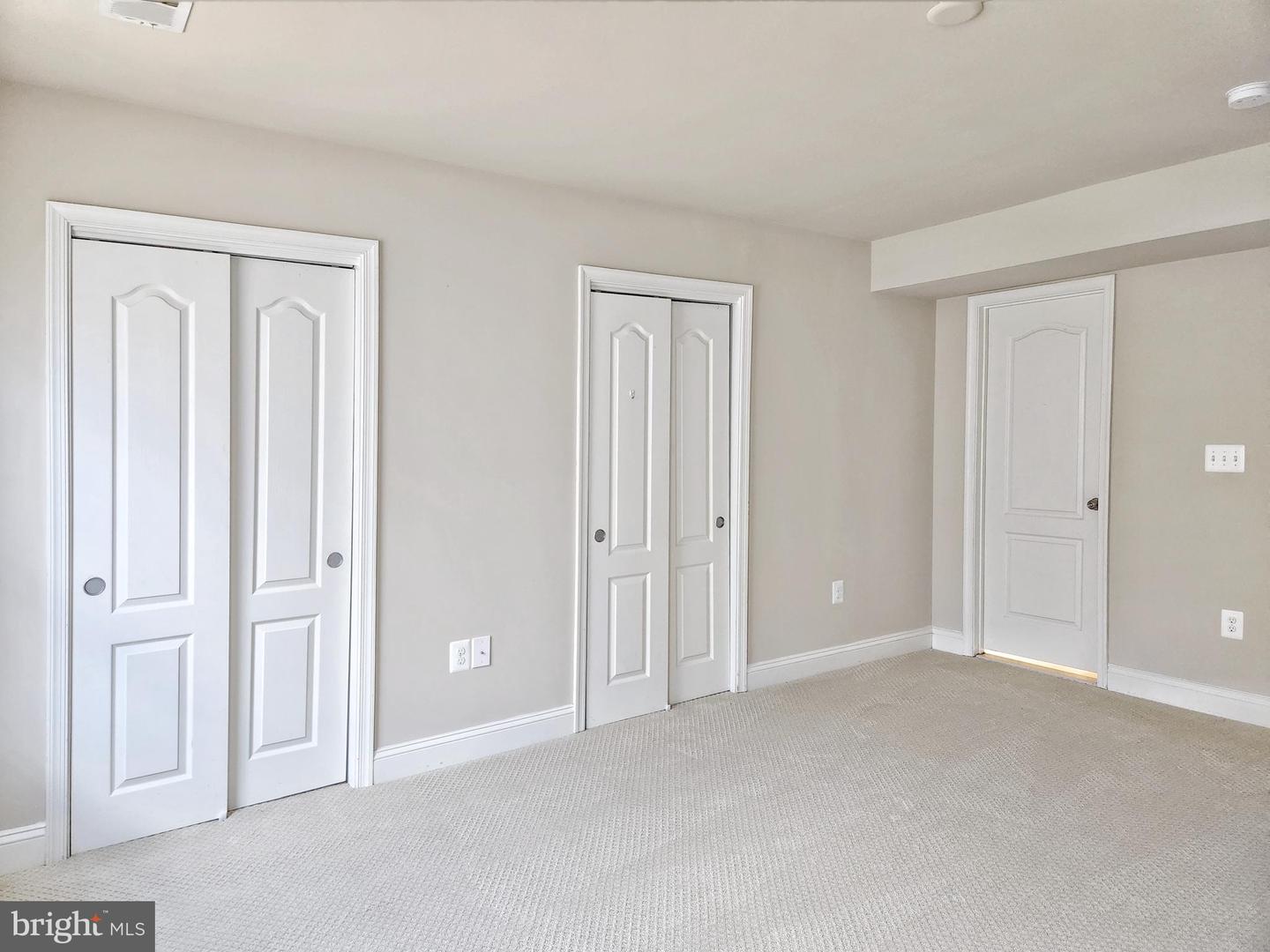 4412 POTOMAC HIGHLANDS CIR, TRIANGLE, Virginia 22172, 3 Bedrooms Bedrooms, ,3 BathroomsBathrooms,Residential,For sale,4412 POTOMAC HIGHLANDS CIR,VAPW2098604 MLS # VAPW2098604