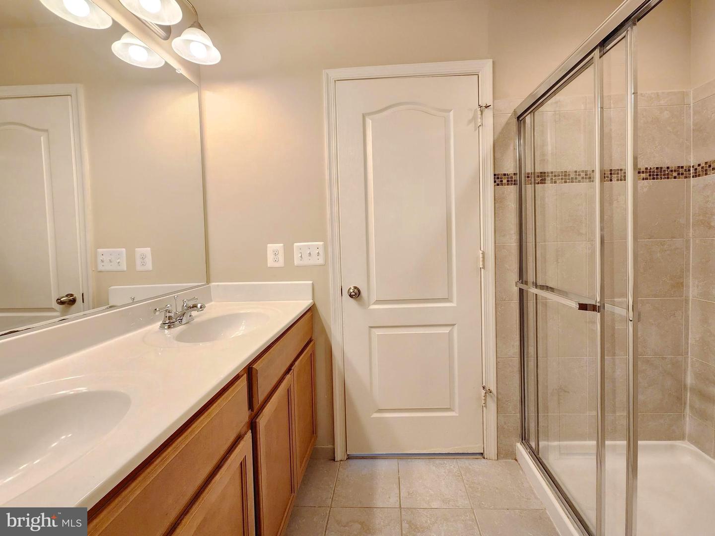 4412 POTOMAC HIGHLANDS CIR, TRIANGLE, Virginia 22172, 3 Bedrooms Bedrooms, ,3 BathroomsBathrooms,Residential,For sale,4412 POTOMAC HIGHLANDS CIR,VAPW2098604 MLS # VAPW2098604