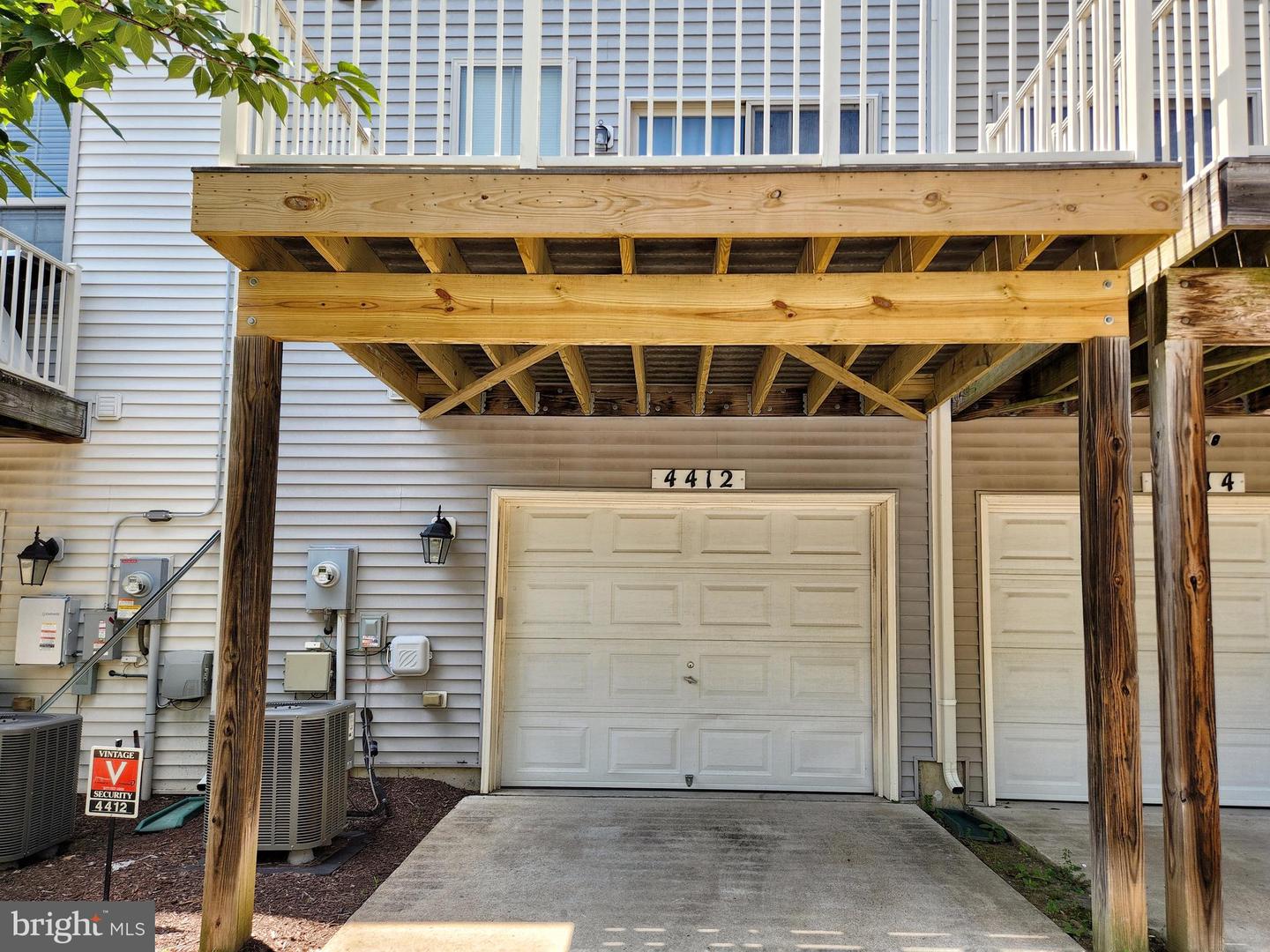 4412 POTOMAC HIGHLANDS CIR, TRIANGLE, Virginia 22172, 3 Bedrooms Bedrooms, ,3 BathroomsBathrooms,Residential,For sale,4412 POTOMAC HIGHLANDS CIR,VAPW2098604 MLS # VAPW2098604