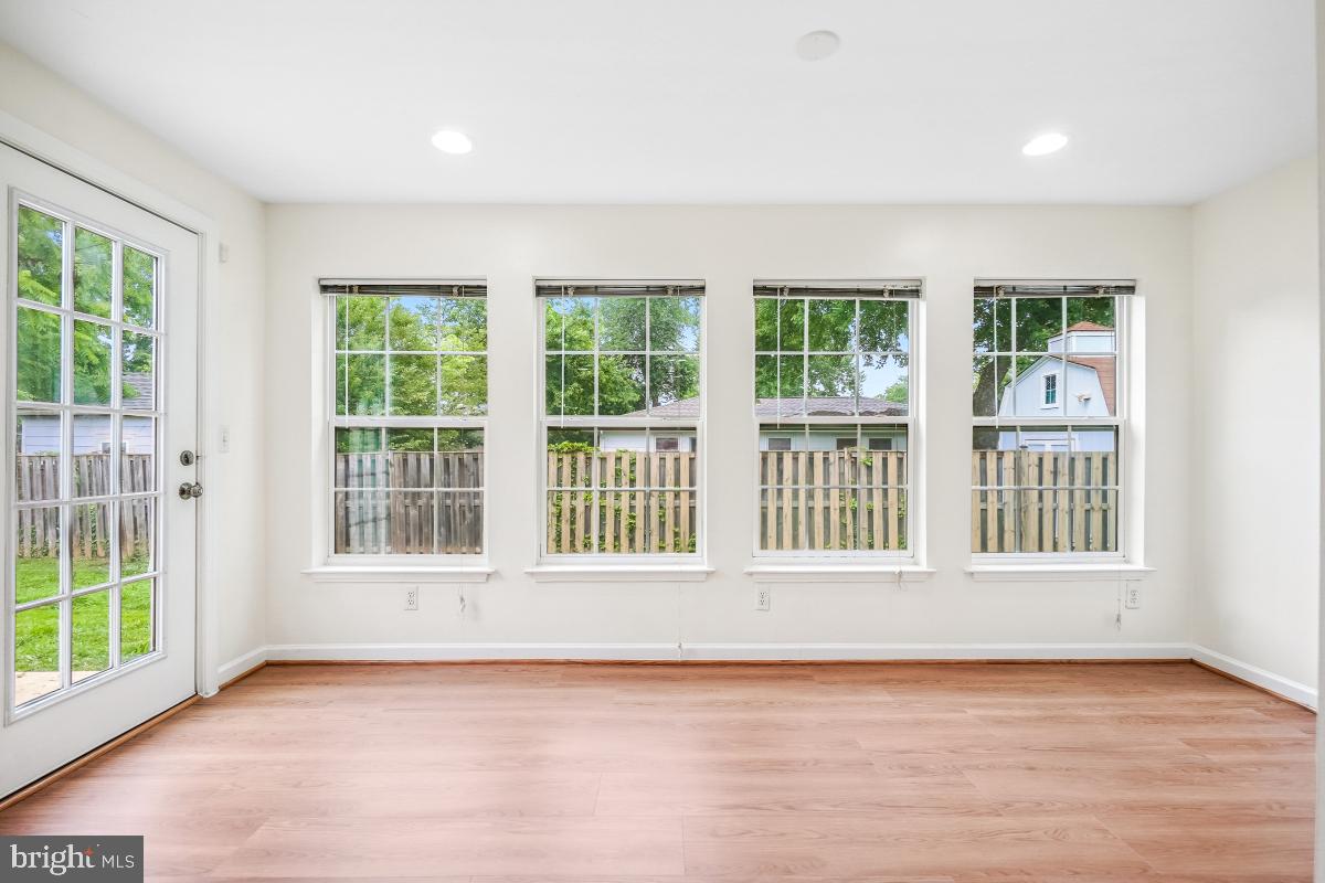 801 S FILBERT CT S, STERLING, Virginia 20164, 4 Bedrooms Bedrooms, ,3 BathroomsBathrooms,Residential,For sale,801 S FILBERT CT S,VALO2101266 MLS # VALO2101266