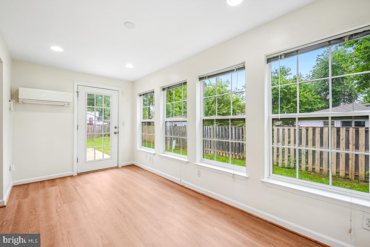 801 S FILBERT CT S, STERLING, Virginia 20164, 4 Bedrooms Bedrooms, ,3 BathroomsBathrooms,Residential,For sale,801 S FILBERT CT S,VALO2101266 MLS # VALO2101266