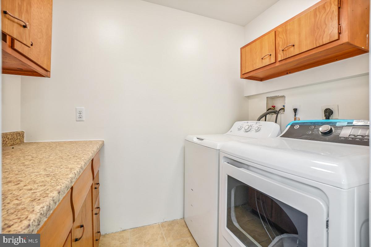 801 S FILBERT CT S, STERLING, Virginia 20164, 4 Bedrooms Bedrooms, ,3 BathroomsBathrooms,Residential,For sale,801 S FILBERT CT S,VALO2101266 MLS # VALO2101266