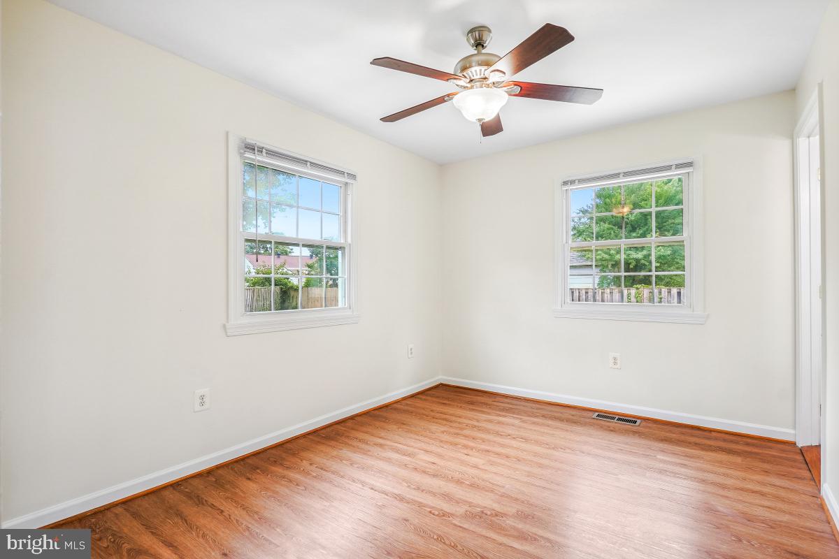801 S FILBERT CT S, STERLING, Virginia 20164, 4 Bedrooms Bedrooms, ,3 BathroomsBathrooms,Residential,For sale,801 S FILBERT CT S,VALO2101266 MLS # VALO2101266