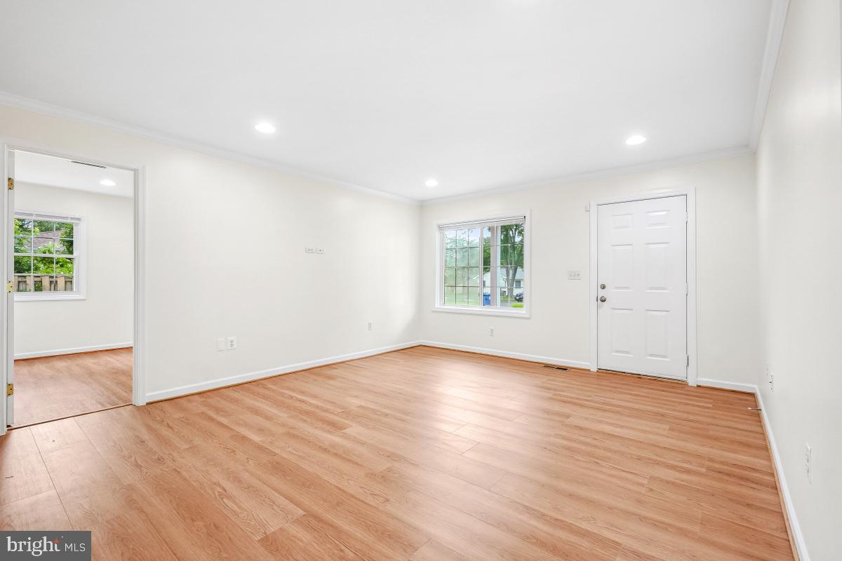 801 S FILBERT CT S, STERLING, Virginia 20164, 4 Bedrooms Bedrooms, ,3 BathroomsBathrooms,Residential,For sale,801 S FILBERT CT S,VALO2101266 MLS # VALO2101266