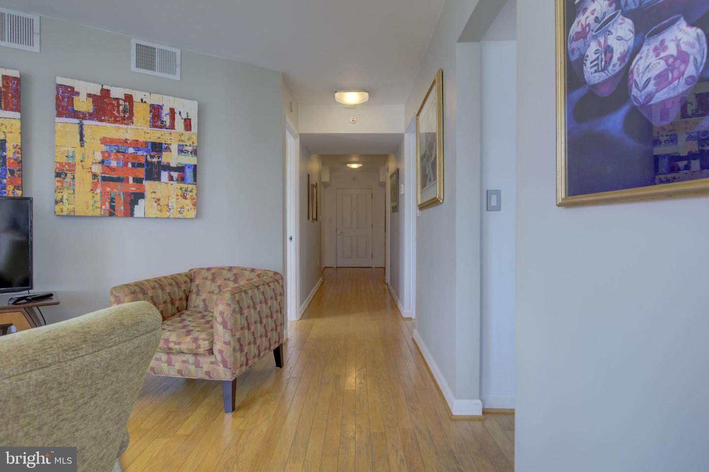 601 PENNSYLVANIA AVE NW #1005N, WASHINGTON, District Of Columbia 20004, 2 Bedrooms Bedrooms, ,2 BathroomsBathrooms,Residential,For sale,601 PENNSYLVANIA AVE NW #1005N,DCDC2209166 MLS # DCDC2209166