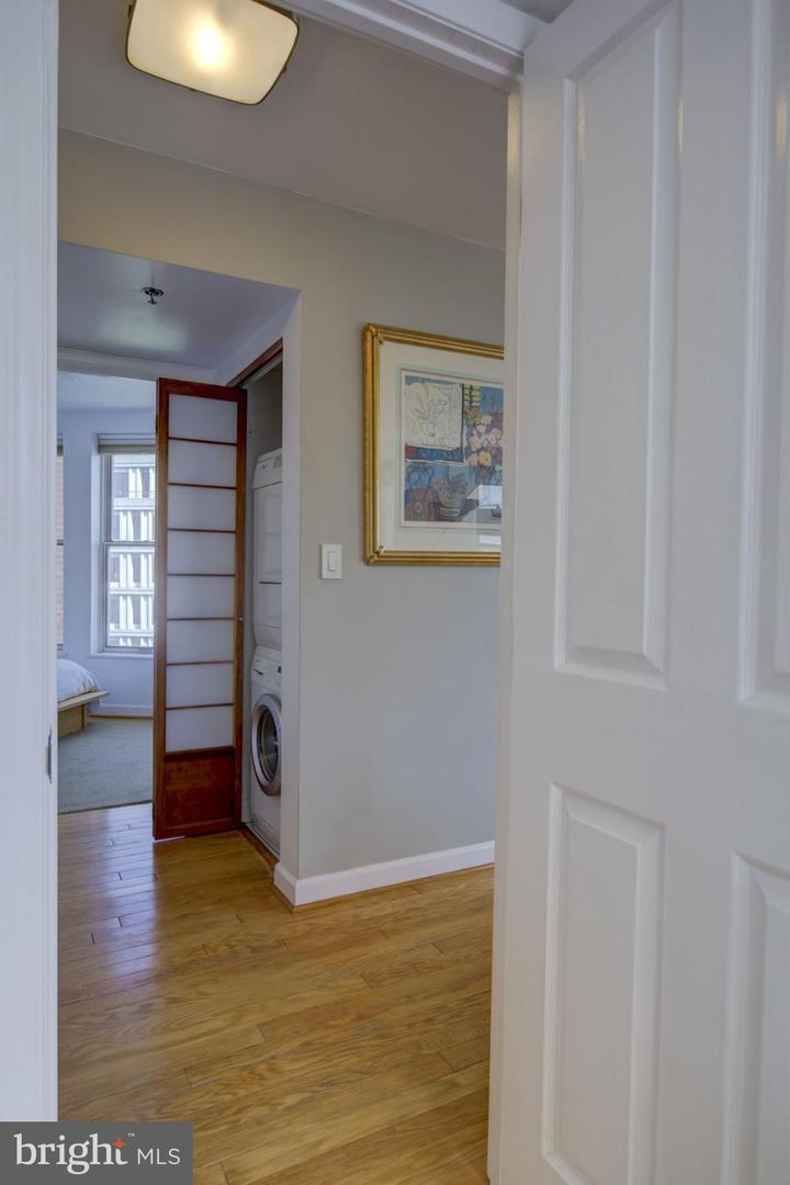 601 PENNSYLVANIA AVE NW #1005N, WASHINGTON, District Of Columbia 20004, 2 Bedrooms Bedrooms, ,2 BathroomsBathrooms,Residential,For sale,601 PENNSYLVANIA AVE NW #1005N,DCDC2209166 MLS # DCDC2209166