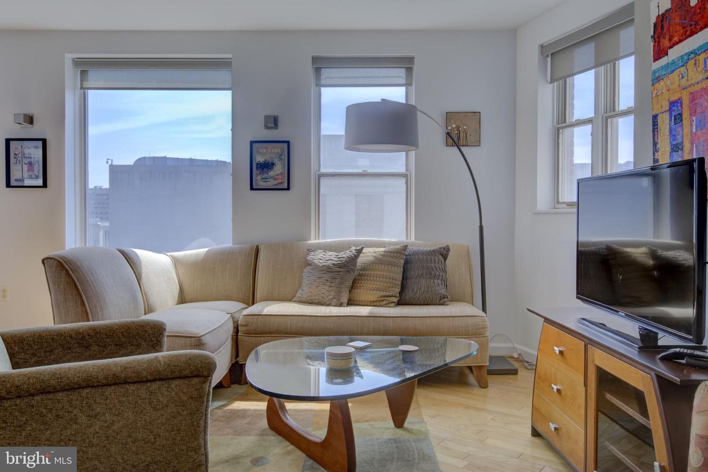 601 PENNSYLVANIA AVE NW #1005N, WASHINGTON, District Of Columbia 20004, 2 Bedrooms Bedrooms, ,2 BathroomsBathrooms,Residential,For sale,601 PENNSYLVANIA AVE NW #1005N,DCDC2209166 MLS # DCDC2209166