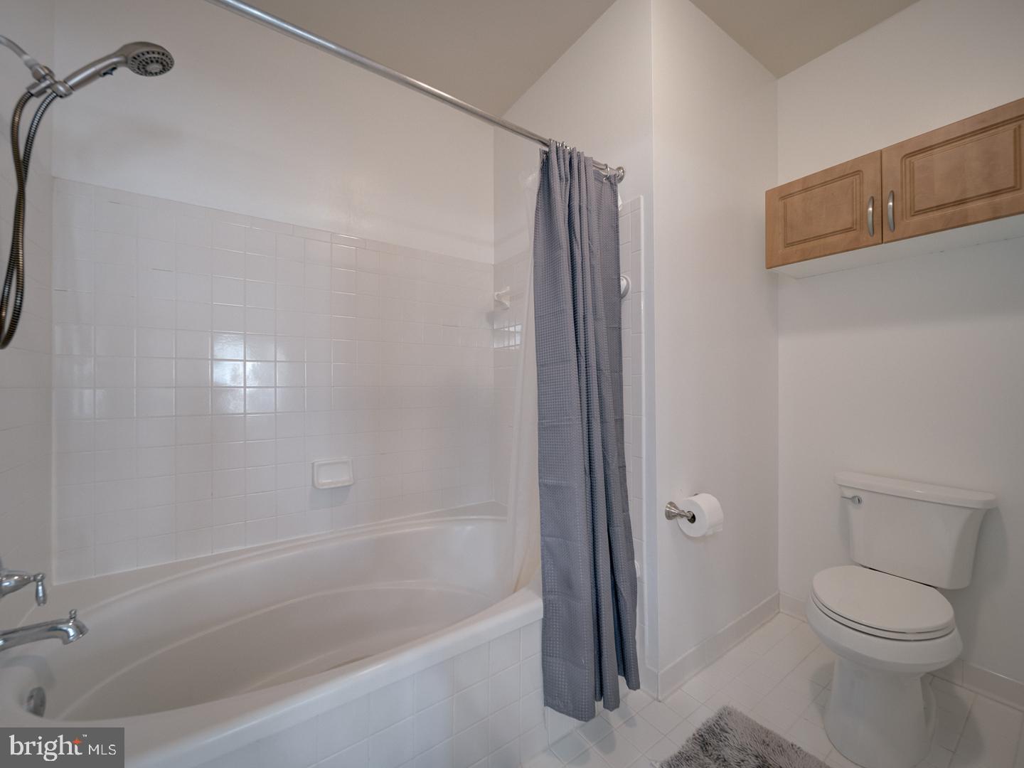 43300 MARYMOUNT TER #301, ASHBURN, Virginia 20147, 2 Bedrooms Bedrooms, ,2 BathroomsBathrooms,Residential,For sale,43300 MARYMOUNT TER #301,VALO2101298 MLS # VALO2101298