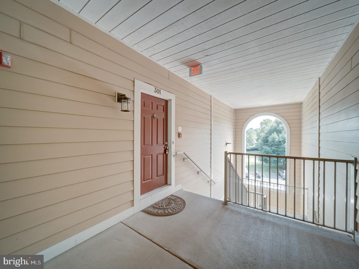 43300 MARYMOUNT TER #301, ASHBURN, Virginia 20147, 2 Bedrooms Bedrooms, ,2 BathroomsBathrooms,Residential,For sale,43300 MARYMOUNT TER #301,VALO2101298 MLS # VALO2101298