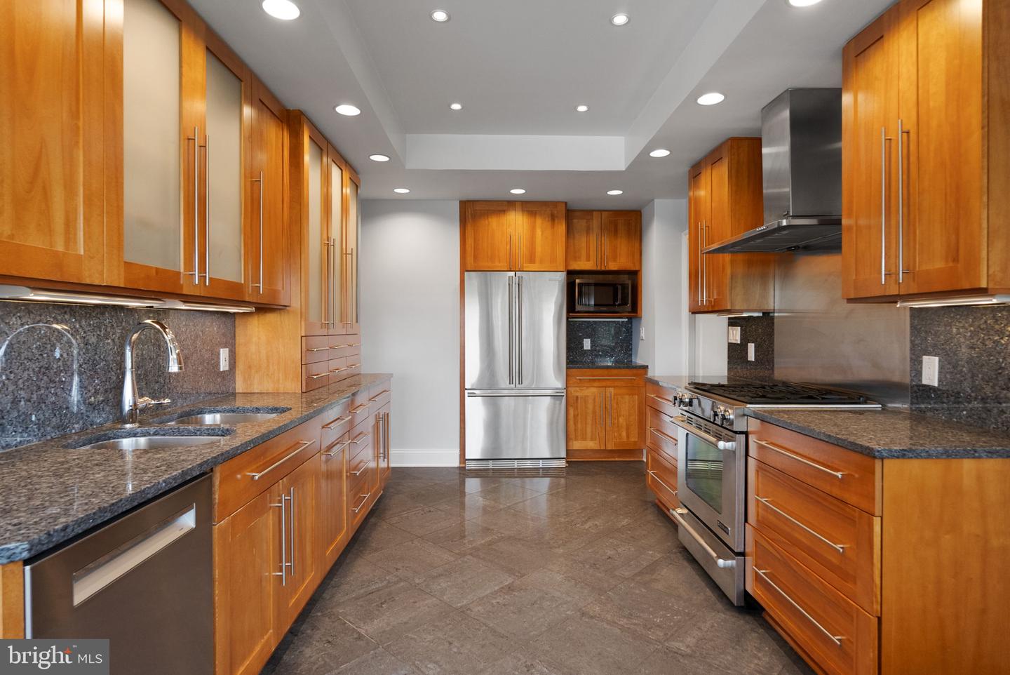 2230 CALIFORNIA ST NW #5CW, WASHINGTON, District Of Columbia 20008, 2 Bedrooms Bedrooms, ,2 BathroomsBathrooms,Residential,For sale,2230 CALIFORNIA ST NW #5CW,DCDC2209186 MLS # DCDC2209186
