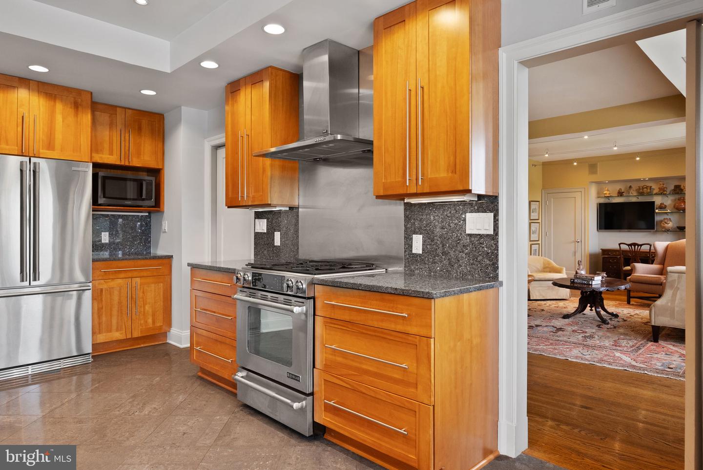2230 CALIFORNIA ST NW #5CW, WASHINGTON, District Of Columbia 20008, 2 Bedrooms Bedrooms, ,2 BathroomsBathrooms,Residential,For sale,2230 CALIFORNIA ST NW #5CW,DCDC2209186 MLS # DCDC2209186