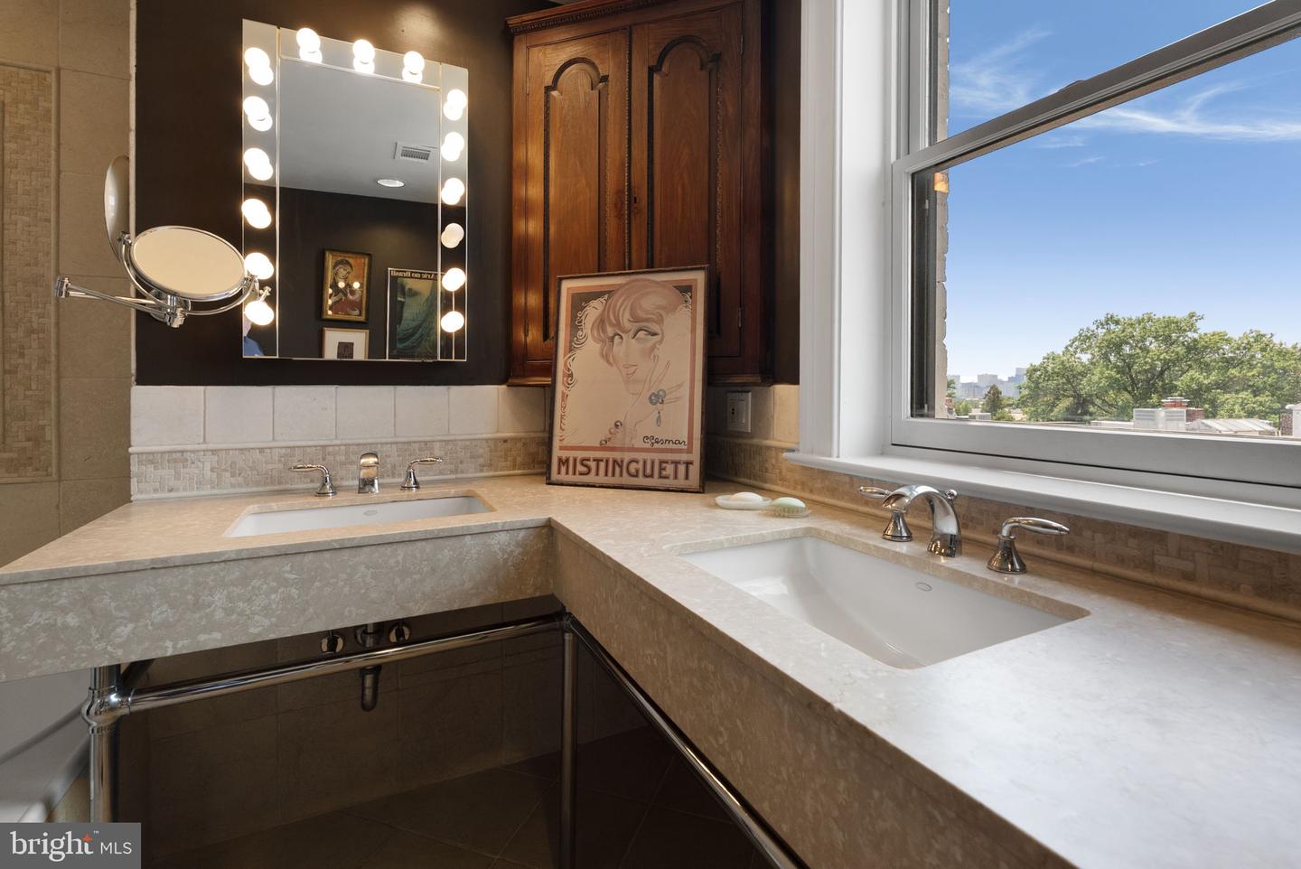 2230 CALIFORNIA ST NW #5CW, WASHINGTON, District Of Columbia 20008, 2 Bedrooms Bedrooms, ,2 BathroomsBathrooms,Residential,For sale,2230 CALIFORNIA ST NW #5CW,DCDC2209186 MLS # DCDC2209186