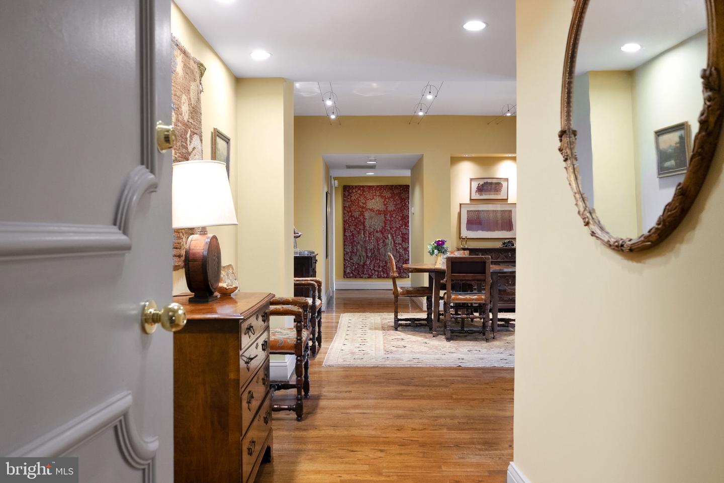 2230 CALIFORNIA ST NW #5CW, WASHINGTON, District Of Columbia 20008, 2 Bedrooms Bedrooms, ,2 BathroomsBathrooms,Residential,For sale,2230 CALIFORNIA ST NW #5CW,DCDC2209186 MLS # DCDC2209186