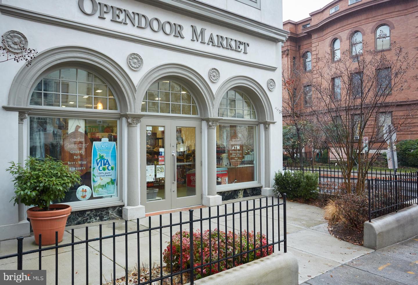 2230 CALIFORNIA ST NW #5CW, WASHINGTON, District Of Columbia 20008, 2 Bedrooms Bedrooms, ,2 BathroomsBathrooms,Residential,For sale,2230 CALIFORNIA ST NW #5CW,DCDC2209186 MLS # DCDC2209186