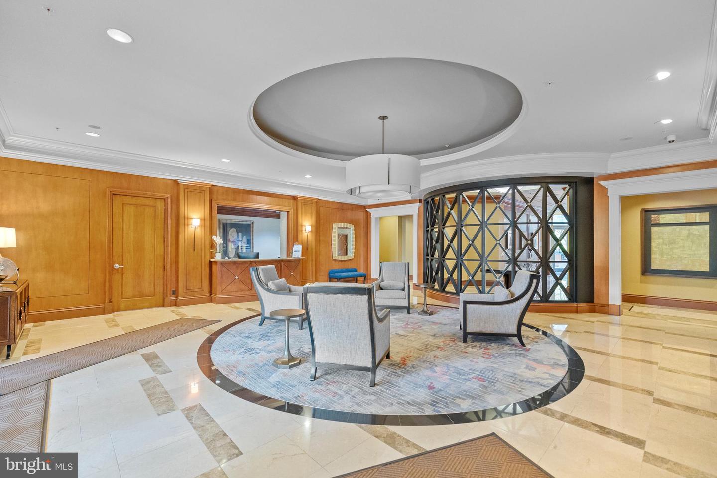 8220 CRESTWOOD HEIGHTS DR #618, MCLEAN, Virginia 22102, 1 Bedroom Bedrooms, ,1 BathroomBathrooms,Residential,For sale,8220 CRESTWOOD HEIGHTS DR #618,VAFX2253720 MLS # VAFX2253720