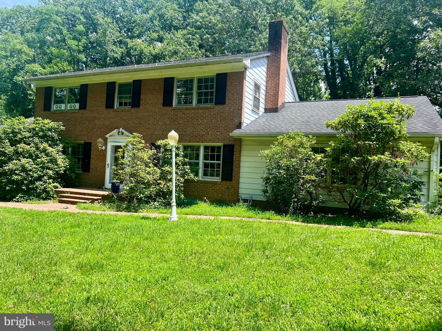 2621 HUNTER MILL RD, OAKTON, Virginia 22124, 4 Bedrooms Bedrooms, ,2 BathroomsBathrooms,Residential,For sale,2621 HUNTER MILL RD,VAFX2253778 MLS # VAFX2253778