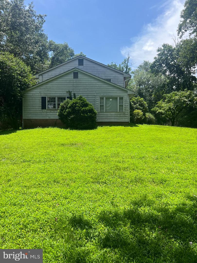 2621 HUNTER MILL RD, OAKTON, Virginia 22124, 4 Bedrooms Bedrooms, ,2 BathroomsBathrooms,Residential,For sale,2621 HUNTER MILL RD,VAFX2253778 MLS # VAFX2253778