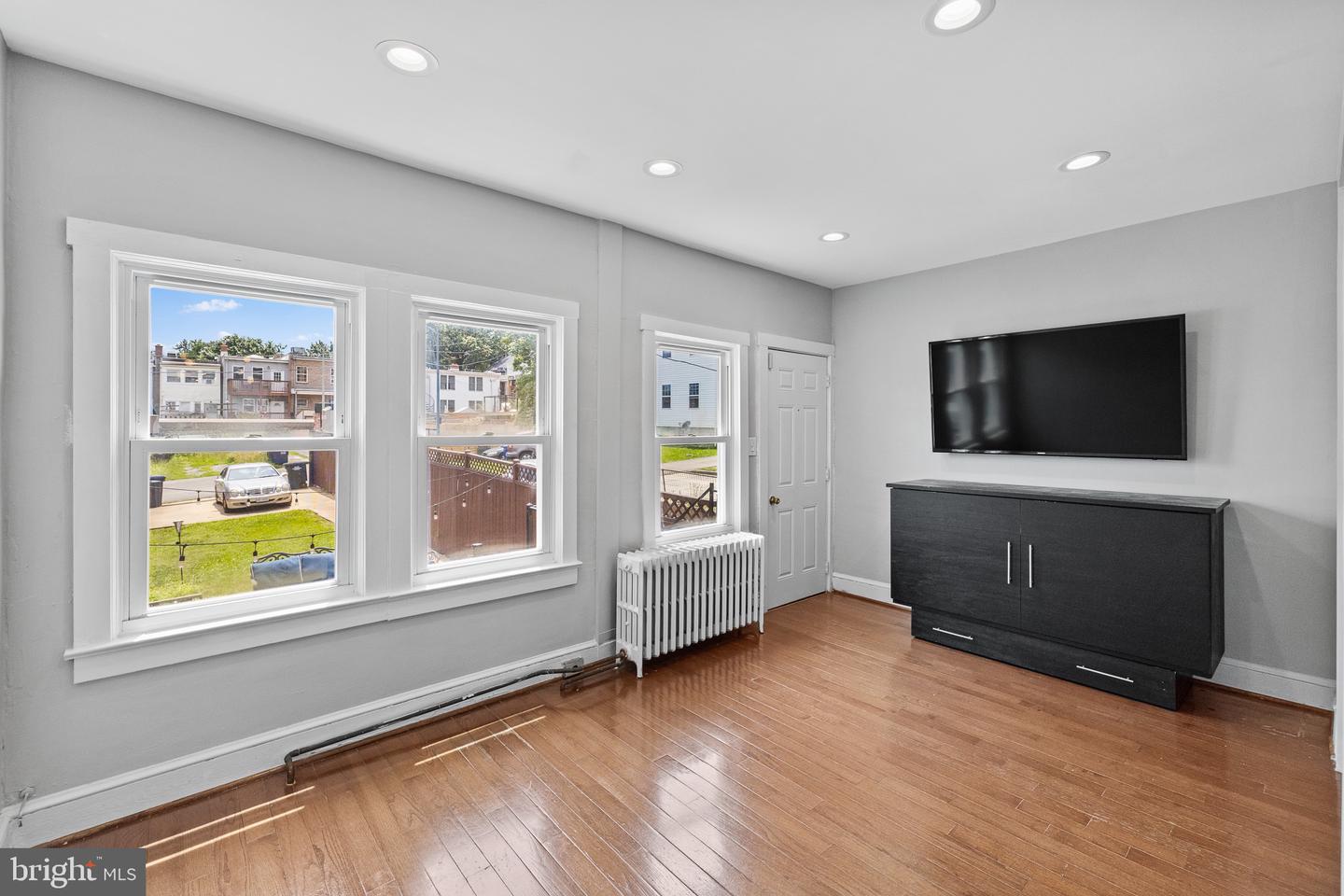 213 CHANNING ST NE, WASHINGTON, District Of Columbia 20002, 3 Bedrooms Bedrooms, ,2 BathroomsBathrooms,Residential,For sale,213 CHANNING ST NE,DCDC2209586 MLS # DCDC2209586